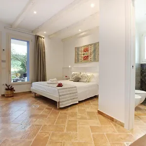 Bed & Breakfast La Roccia